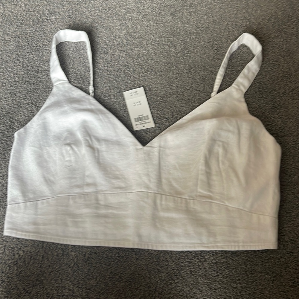 Abercrombie and ditch white cropped top Linen